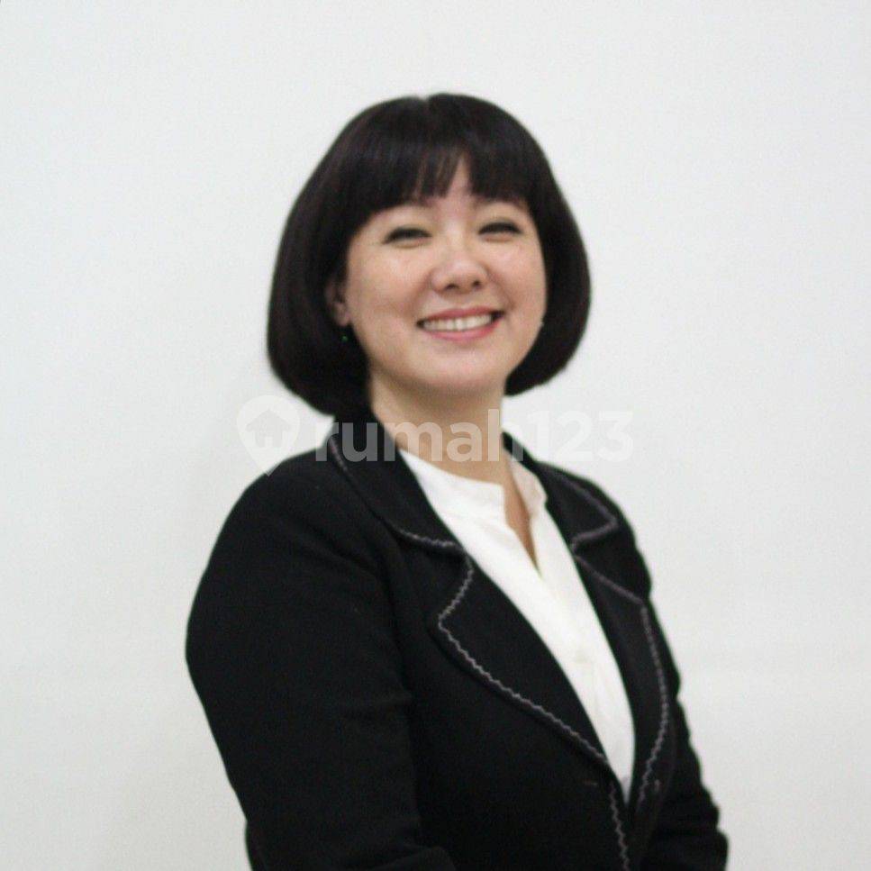 Ping-ping Lee | Agen Properti MR Realty