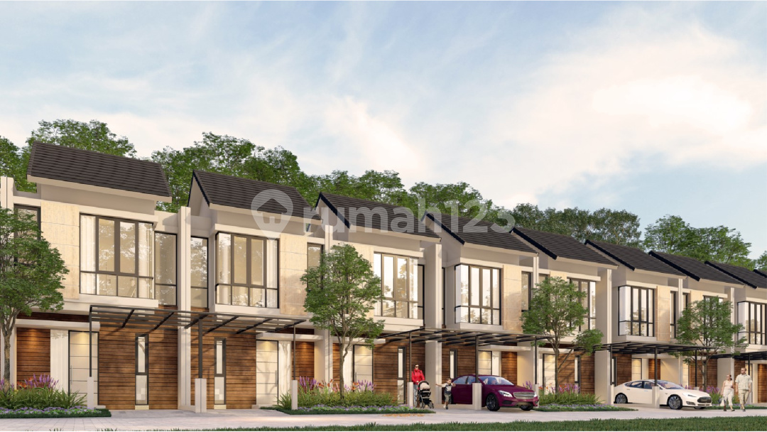 Golden East Menganti