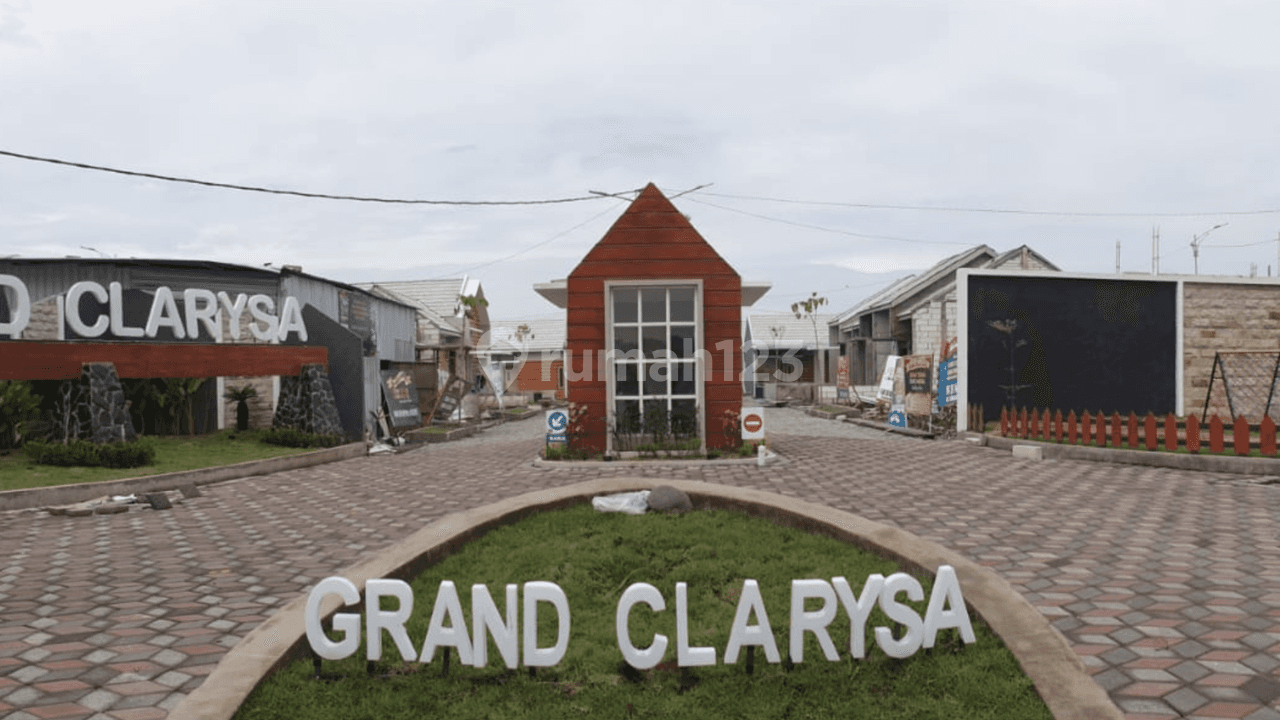 Grand Clarysa Lumajang