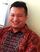 Ali Salim (Pieter Ayong)