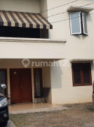 Santi Ikhlasia Agustin