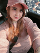 Shely Oktaviani 
