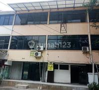 Disewakan Ruko di Green Garden, Jakarta Barat