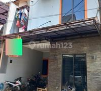 rumah 2 lt bagus Minimalis modern dlm cluster Siap Huni dkt raya tengah Condet