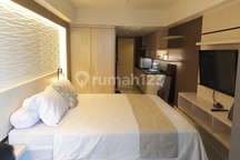 APARTEMEN BULANAN DI Pinnacle, PANDANARAN. 
