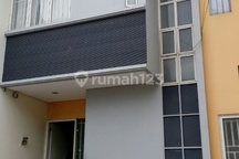 Rumah Erlangga 2 lantai bisa untuk rumah/kantor