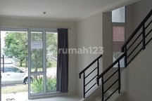 Cluster Azalea Gading Serpong, Butuh Cepat, Lokasi Bagus, SHM