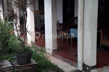 Rumah Lama Di Lokasi strategis Kebayoran Baru dekat SCBD