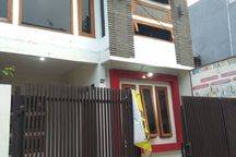 Rumah minimalis 2lt masuk mobil pusat kota area banteng lodaya