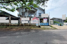 Rumah 2 Lantai Raya Pakisjajar Strategis Usaha, Workshop, Toko