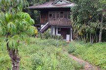 Rumah tanah luas jalan raya wori buha kota manado