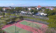 Lapangan Tenis