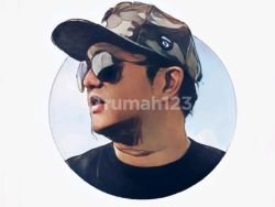 Adhi - Agen Properti