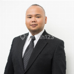 hilmy Ibrahim | Agen Properti Discovery Property