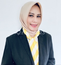 Sari Dyana 