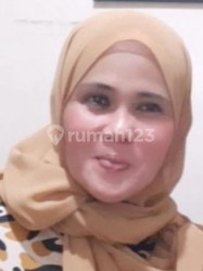 Yusi Damayanti 