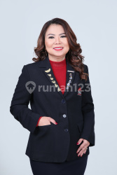 Yanti Lisa Era Fiesta Bsd 