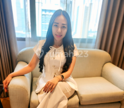 Rini Apriani ( Orin ) 