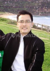 Christopher V Kotambunan