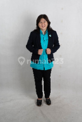 JULIA F | Agen Properti MR Realty