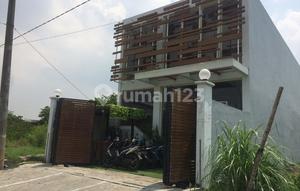 Furnished shop house in Raya Dian Istana can be KPR/installment.