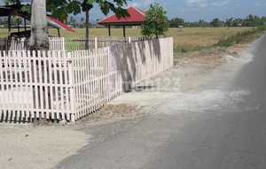 For quick sale: strategic land on Health Street, Gorontalo.