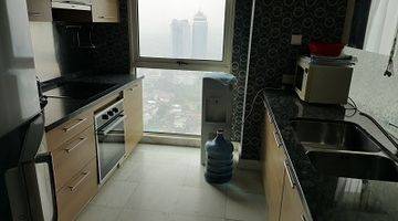 Gambar 4 Apartemen The Peak sudirman