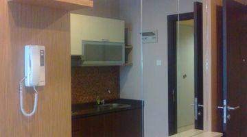 Gambar 4 Apartemen Central Park