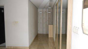 Gambar 5 Apartemen Park Royal 2 BR Furnished