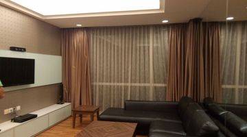 Gambar 2 Apartemen Kemang Village Tower Cosmo Full Furnished View City High Floor