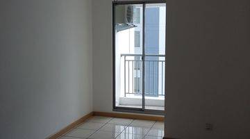 Gambar 4 Apt M-Town Resident Summarecon, 2 BR, View Pool, AC, Hrg Modal