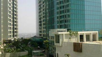 Gambar 5 Apartemen Central Park