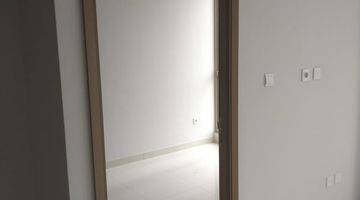 Gambar 3 Apartemen Taman Anggrek Residence 1BR Lantai Rendah