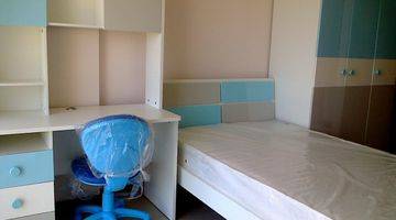 Gambar 5 Apartemen studio siap huni semi furnished.