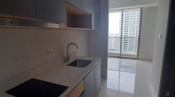 Gambar 5 Taman Anggrek Residences Studio Semi Furnished Lantai Tinggi, View City, Taman Anggrek, Jakarta Barat