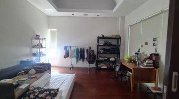 Gambar 3 Apartment Penthouse Pantai Mutiara Tower Damar