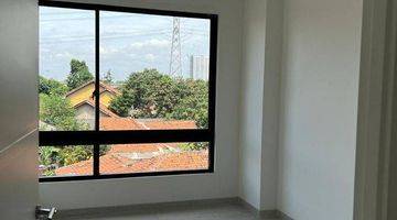 Gambar 1 Dijual segera Llyod Apartemen 2BR