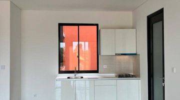 Gambar 4 Dijual segera Llyod Apartemen 2BR