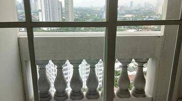 Gambar 5 Apartemen Belleza