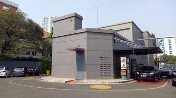 Gambar 3 , THE BUILDING USED by Mc Donald