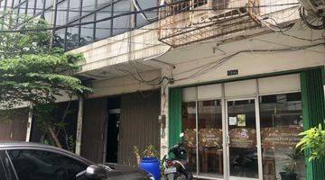 Gambar 1 Ruko lokasi strategis di Sunter, belakang dunkin donut