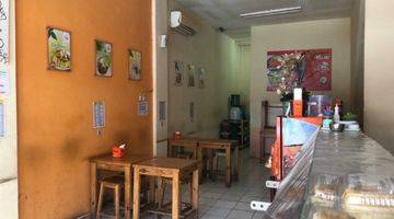 Gambar 2 Ruko lokasi strategis di Sunter, belakang dunkin donut