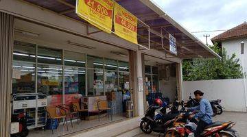 Gambar 1 Tanah dan Bangunan (Minimarket) di Subang