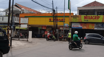 Gambar 1 Ruang usaha minimarket di mainroad ciwastra 2 m an, lm 10 m.