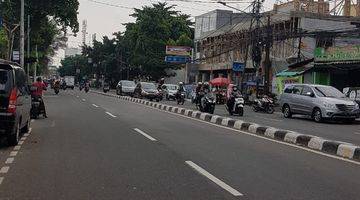 Gambar 2 Ruko di Jalan KS Tubun Petamburan