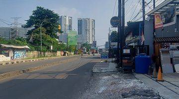 Gambar 2 Ruko Gandeng Pinggir Jalan Protokol, Bekasi Timur