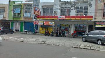 Gambar 1 Ruko Gandeng 3 di Boulevard Villa Dago Pamulang