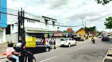 Gambar 1 Tanah bonus Bangunan di Tanjung Karang Timur