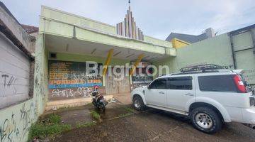 Gambar 1 BANGUNAN RUMAH MAKAN HITUNG TANAH SAJA