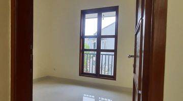 Gambar 4 Dijual Rumah Bagus 2 Lantai di Bintaro Sektor 5 (sr)